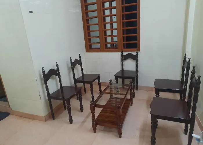 Devanjana Inn Guruvayoor