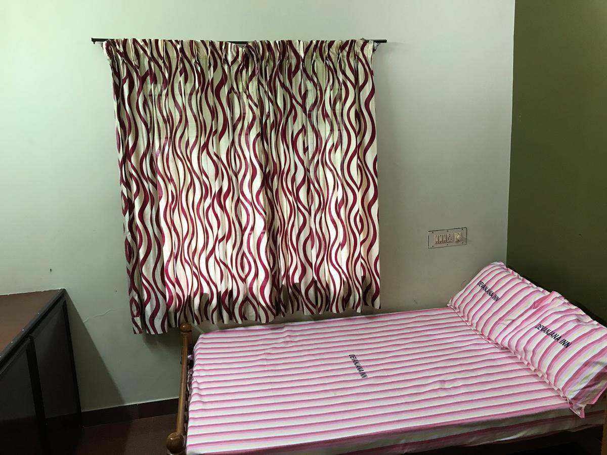 Devanjana Guruvayoor Inn