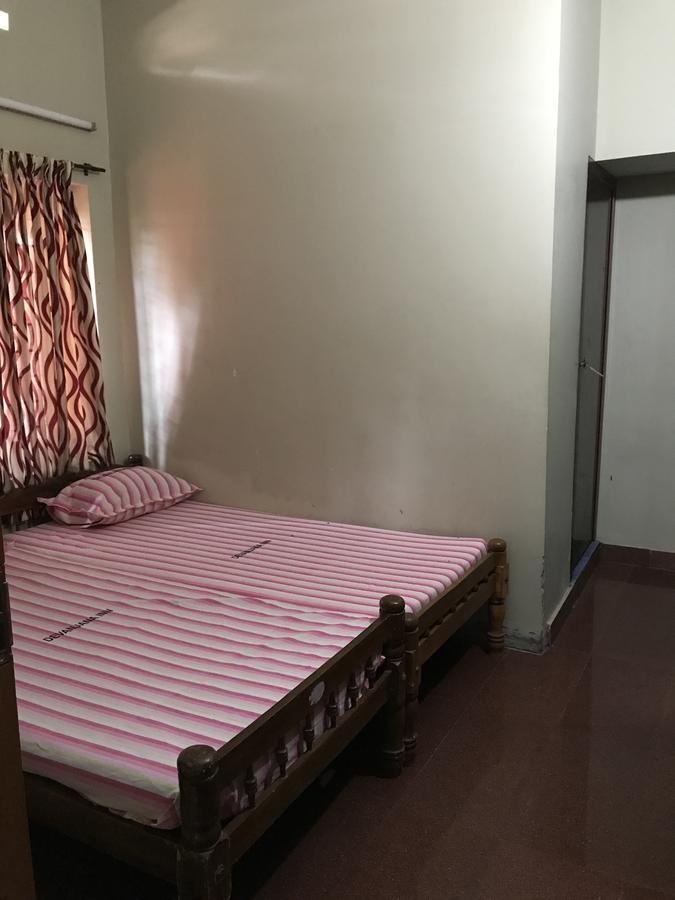 Devanjana Guruvayoor Inn Guruvayur
